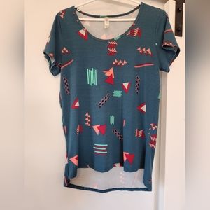 Lularoe print top
